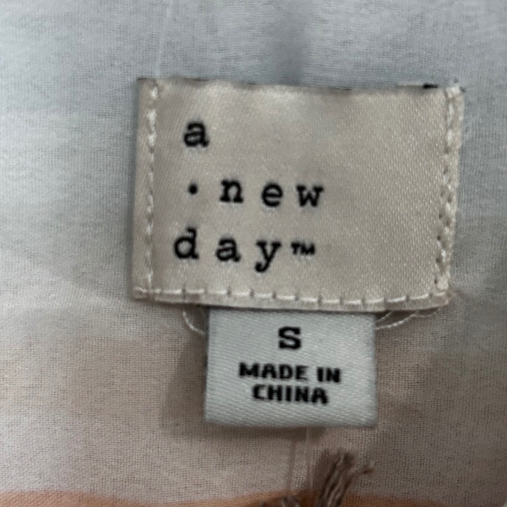 A New Day Blue Tan Pink‎ Stripe Sheer Sleeveless Blouse NWT Women's Size Small - Picture 4 of 8